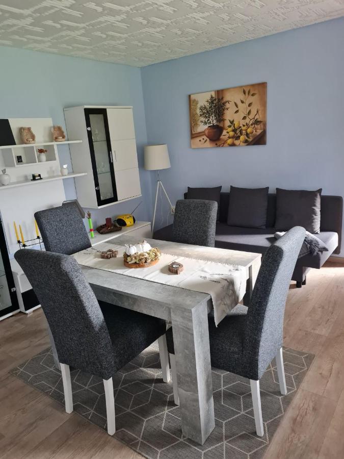 Haus Am Waldesrand Apartment Tanne Bagian luar foto