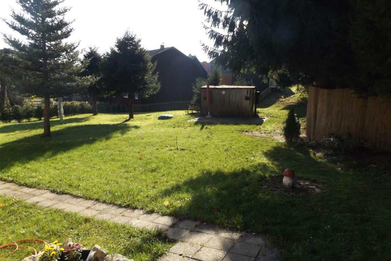 Haus Am Waldesrand Apartment Tanne Bagian luar foto
